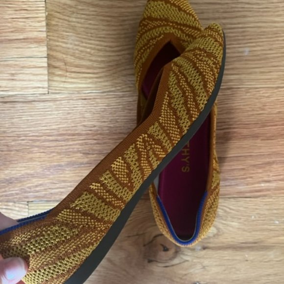 Rothys The Point Flats Golden Zebra Limited Edition 8.5  Rothy’s Point Holden Zebra